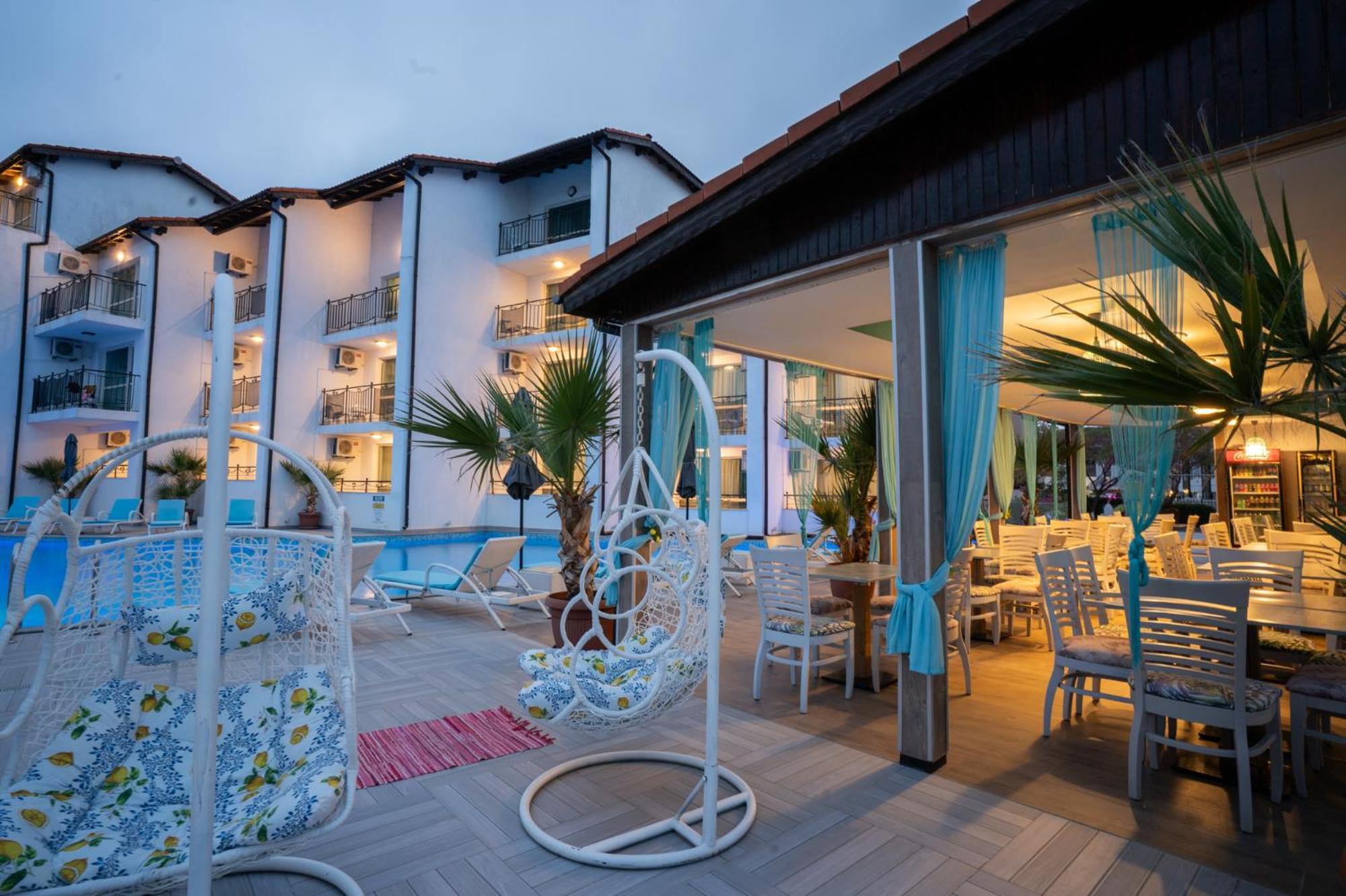 Royal Calisto Hotel Sozopol Exterior photo