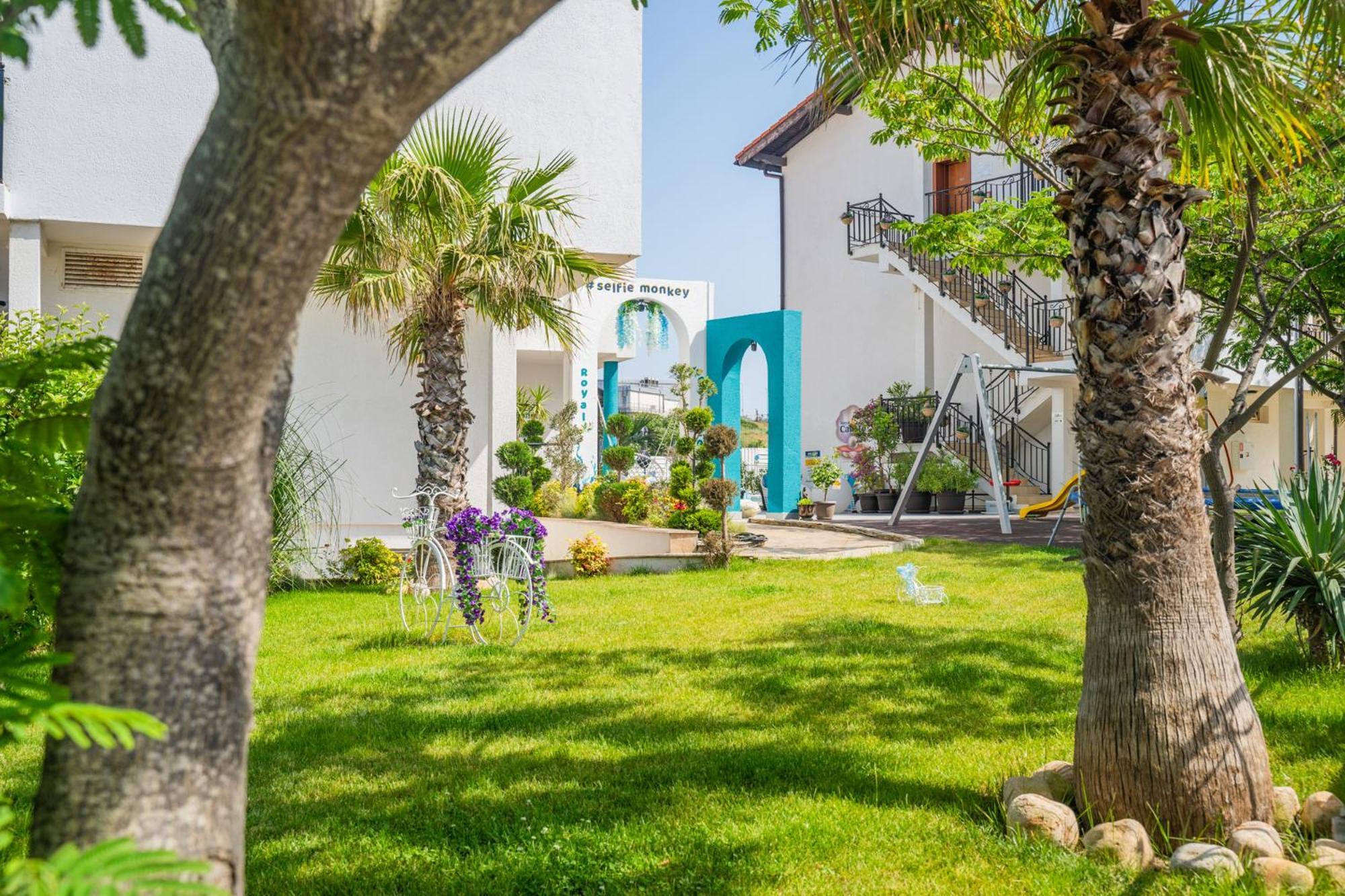Royal Calisto Hotel Sozopol Exterior photo