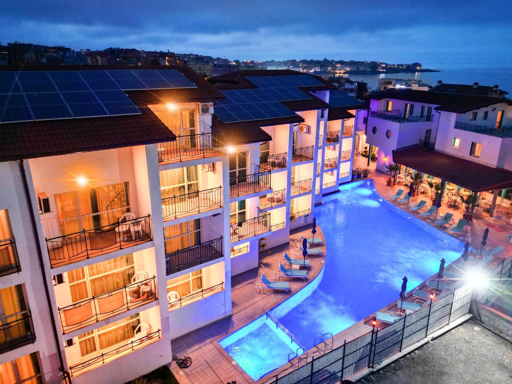 Royal Calisto Hotel Sozopol Exterior photo